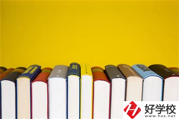 在湖南“晚熟”的孩子該何去何從？該怎么擇校？