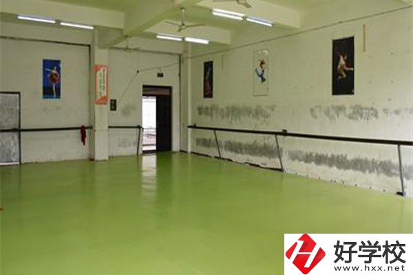 張家界旅游學(xué)校怎么樣？有哪些辦學(xué)優(yōu)勢(shì)？
