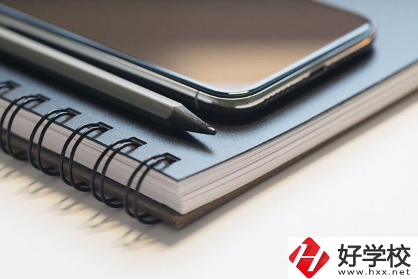 桂陽縣職業(yè)技術(shù)教育學(xué)校環(huán)境怎么樣？宿舍好不好？