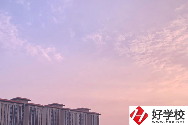 想在常德讀中專，有哪些比較好的學(xué)校推薦？