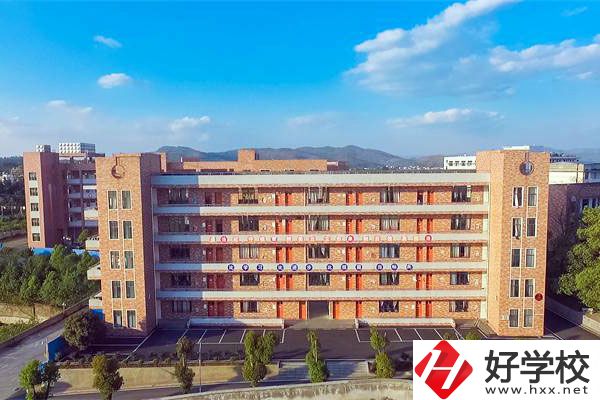 武岡市職業(yè)中專學(xué)校有哪些招生專業(yè)？