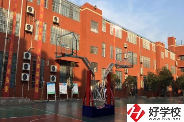 長(zhǎng)沙市英藍(lán)中等職業(yè)學(xué)校怎么樣？有哪些優(yōu)勢(shì)？