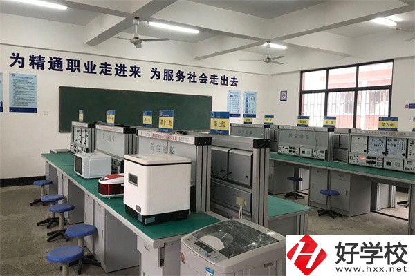 邵陽(yáng)重點(diǎn)工業(yè)中職有哪些？辦學(xué)條件怎么樣？