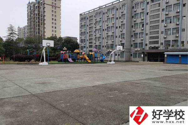 益陽(yáng)電腦美術(shù)職業(yè)學(xué)校怎么樣？開設(shè)了哪些專業(yè)？