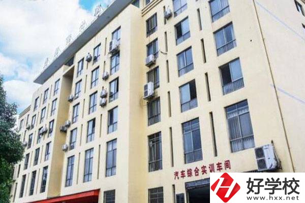益陽市第一職業(yè)中專學(xué)校是重點(diǎn)學(xué)校嗎？升學(xué)率高嗎？