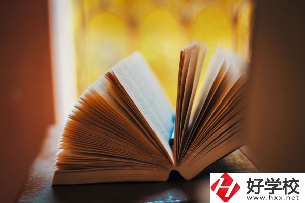祁東縣職業(yè)中等專業(yè)學(xué)校環(huán)境好不好？宿舍怎么樣？