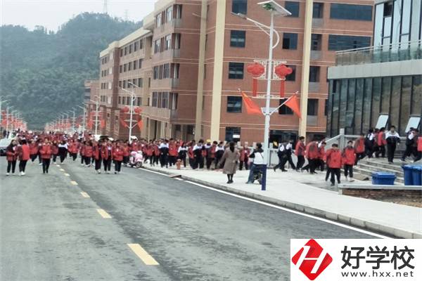 益陽有哪些公辦職高？學(xué)費(fèi)多少？