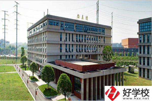 株洲市工業(yè)中等專業(yè)學(xué)校是公辦學(xué)校嗎？就業(yè)情況如何？