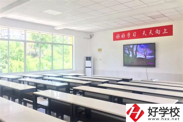 長沙有什么衛(wèi)校？學(xué)校條件怎么樣？