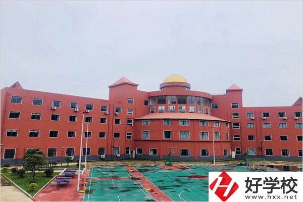 湘潭天人職校的管理怎么樣？嚴(yán)格嗎？