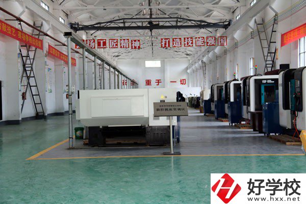 張家界有哪些技校？可以學(xué)什么專(zhuān)業(yè)？