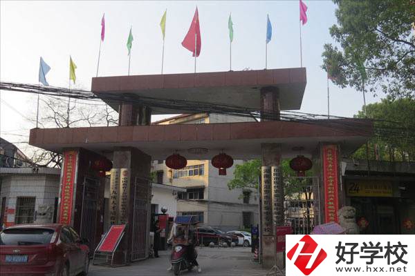 岳陽(yáng)排名靠前的中專(zhuān)是哪幾所？有哪些辦學(xué)優(yōu)勢(shì)？