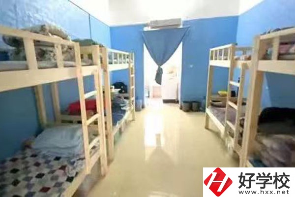 湖南體育運動學(xué)校的辦學(xué)條件怎么樣？