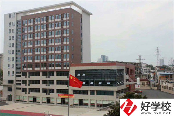 在湘潭，有哪些技校是公辦的？