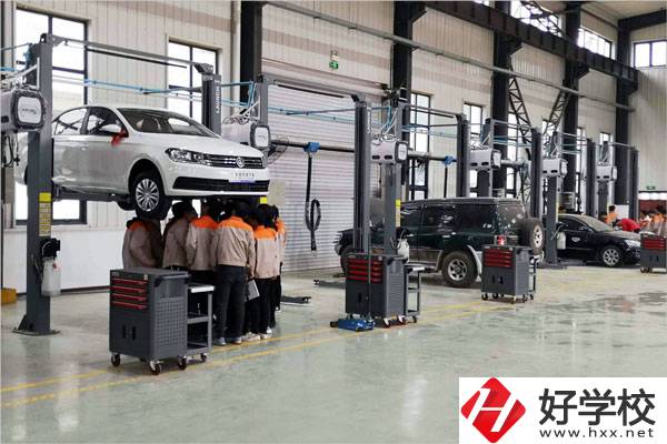 婁底市哪所技校比較好？有哪些專業(yè)？