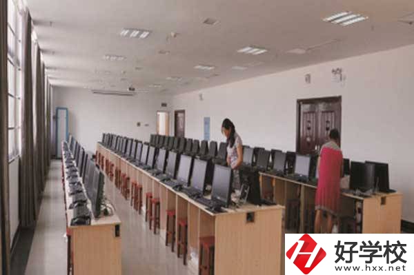 湘西州經(jīng)濟(jì)貿(mào)易學(xué)校有哪些招生專業(yè)？