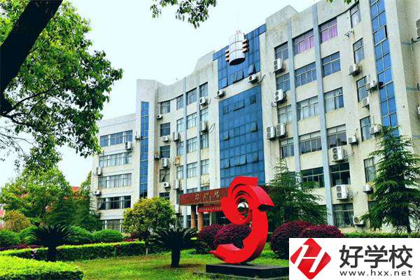 湖南有五年制衛(wèi)校嗎？衛(wèi)校都開設(shè)有哪些醫(yī)衛(wèi)專業(yè)？