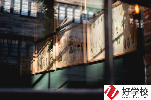 湖南省經(jīng)濟(jì)貿(mào)易職業(yè)中專學(xué)校好不好？宿舍怎么樣？