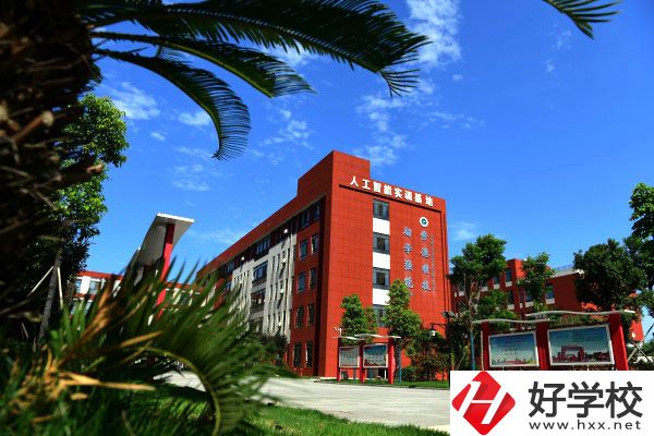 華容縣職業(yè)中專好不好？有什么推薦專業(yè)？
