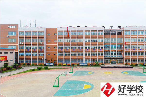 湖南護(hù)理學(xué)校有哪些專業(yè)？招生要求是什么？
