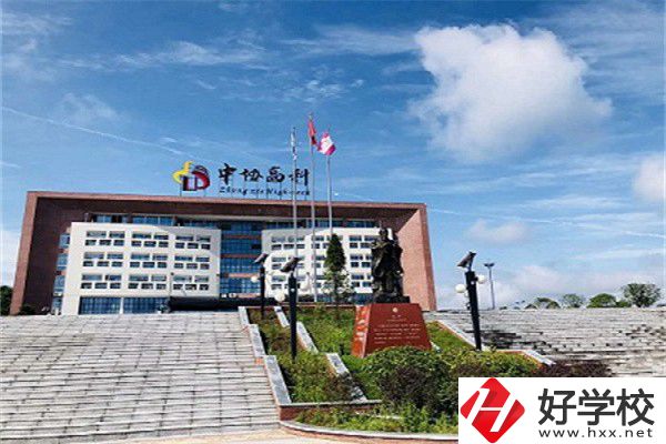 長沙瀏陽中職前三是哪幾所？有什么辦學(xué)特色？