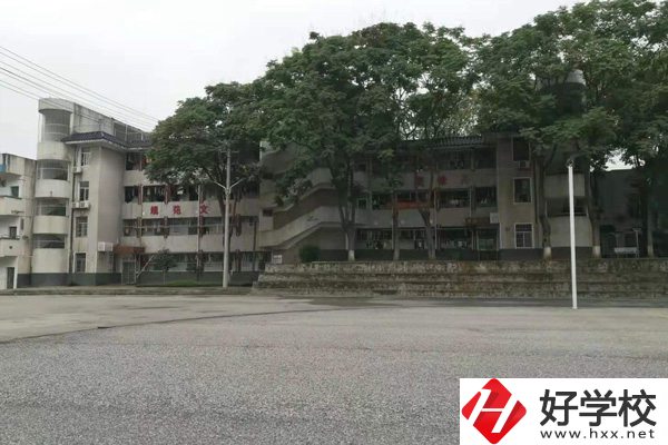 長(zhǎng)沙市中等城鄉(xiāng)建設(shè)職業(yè)技術(shù)學(xué)校宿舍
