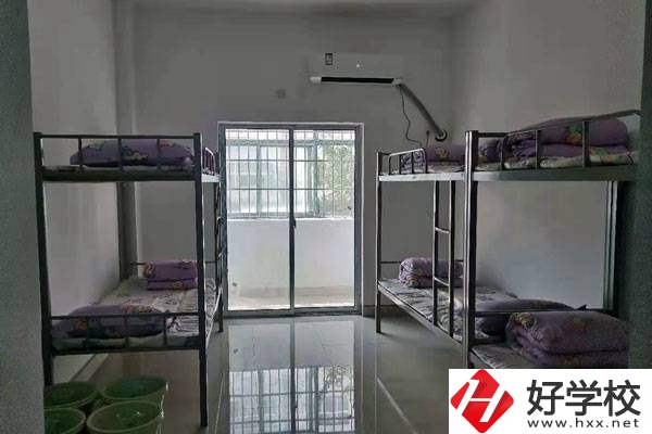 邵陽二紡機技工學校屬于大專嗎？有哪些招生專業(yè)？