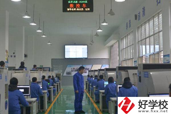 長沙高新技術工程學校開設了哪些專業(yè)？