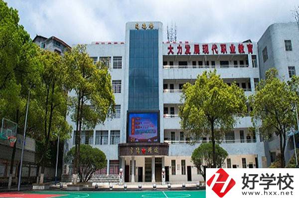 懷化市旅游學(xué)校有哪些辦學(xué)特色，來校路線怎么走？