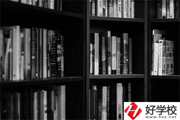 湖南初中畢業(yè)選3+2還是3+3？有五年制大專推薦嗎？