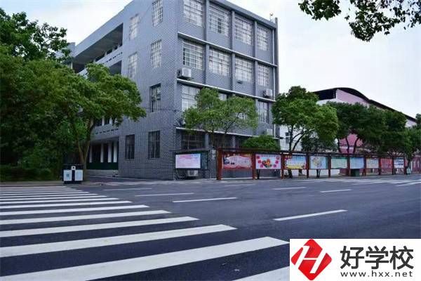 湖南道州技工學(xué)校怎么樣？有哪些辦學(xué)特色？