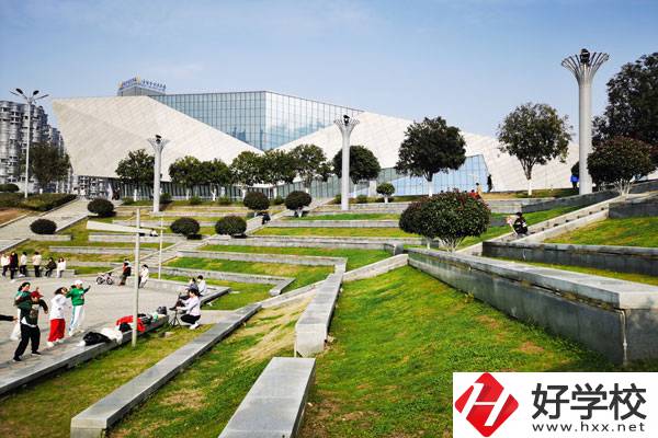 寧鄉(xiāng)有哪些民辦的中職學(xué)校？