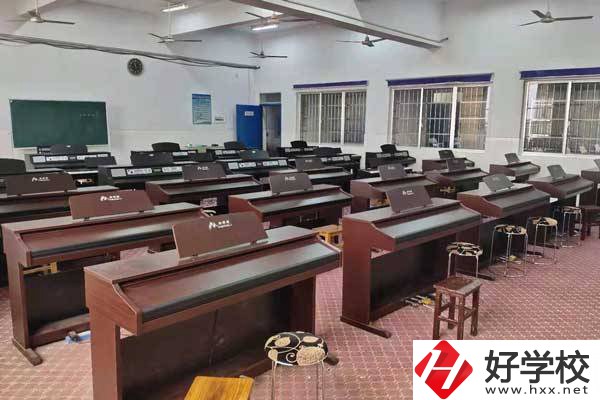 岳陽市第一職業(yè)中等專業(yè)學(xué)校怎么樣？得過哪些榮譽(yù)？