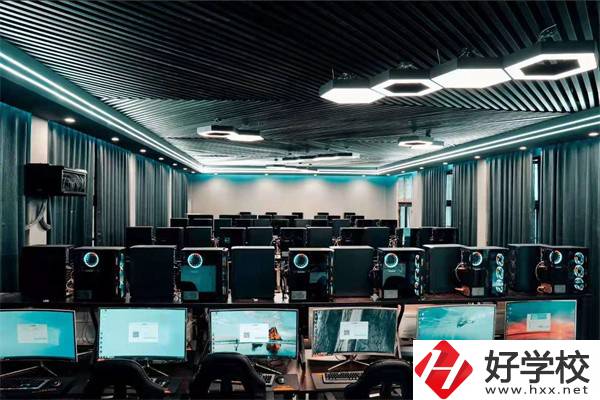 邵陽(yáng)電商中專有哪些？管理如何？