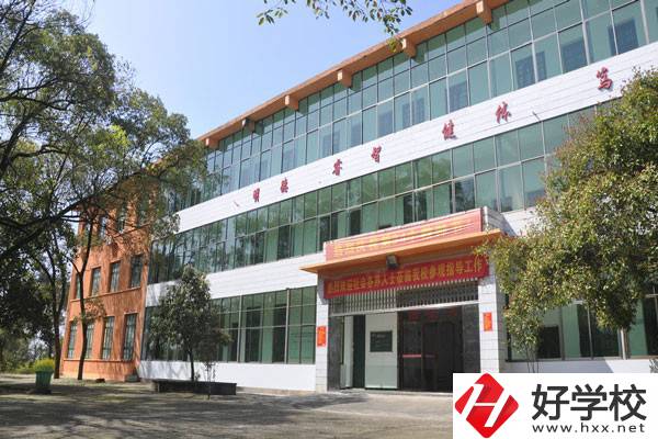 衡陽蔡倫科技中等職業(yè)學(xué)校是公辦的嗎？有哪些優(yōu)勢(shì)？