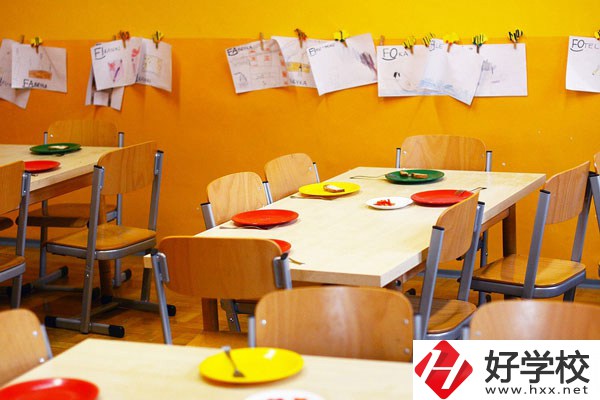 在長沙讀中專，沒有興趣愛好怎么選合適的專業(yè)？