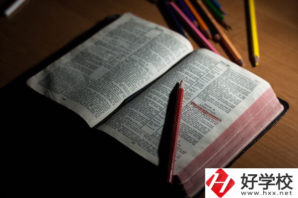 在衡陽想學(xué)廚師？這個學(xué)校不能錯過！