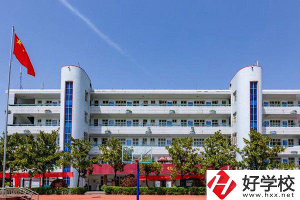 株洲軌道交通職業(yè)技術(shù)學(xué)校位置在哪里？乘車路線有哪些？