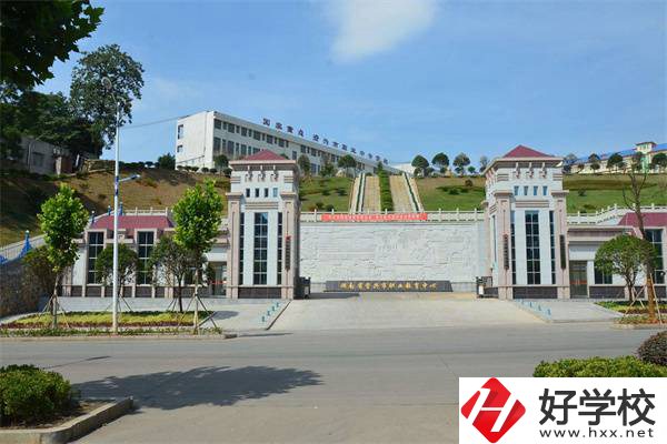 資興市職業(yè)技術學校值得報考嗎？有什么專業(yè)可以學？