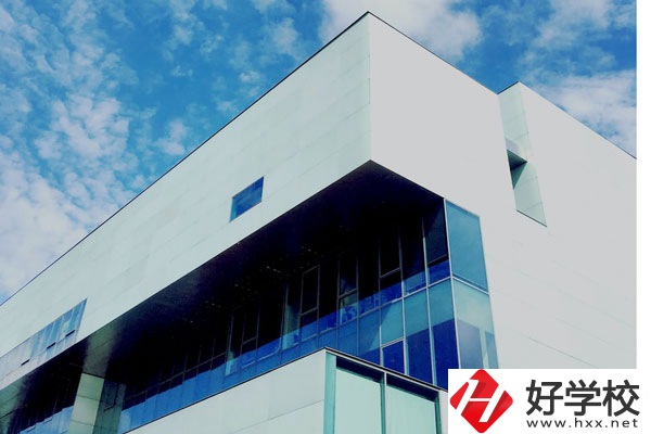 桂陽(yáng)縣職業(yè)技術(shù)教育學(xué)校招生辦電話(huà)是什么？
