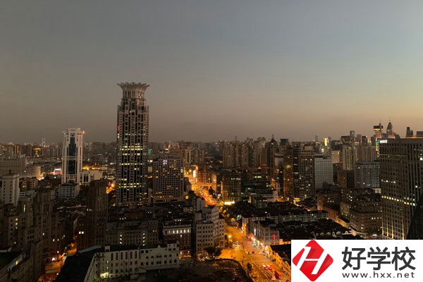 攸縣求實職業(yè)技術學校的平面設計專業(yè)怎么樣？就業(yè)前景如何？