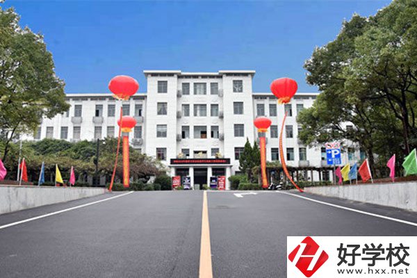 湘潭鋼鐵職業(yè)中等專(zhuān)業(yè)學(xué)校怎么樣？口碑好嗎？