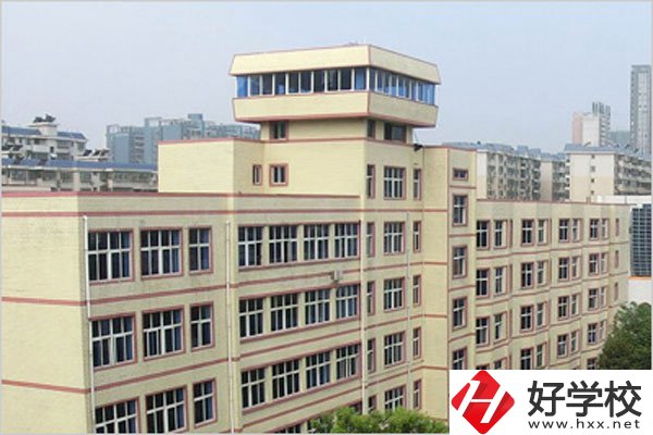 郴州工業(yè)交通職校的辦學(xué)類(lèi)型是什么？有什么專(zhuān)業(yè)？
