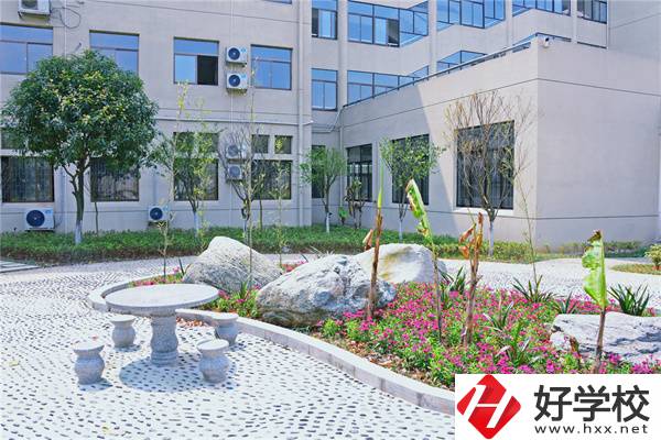 郴州技師學(xué)院辦學(xué)條件好嗎？開設(shè)有什么專業(yè)？
