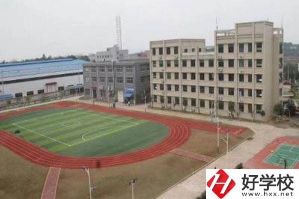 長沙經(jīng)貿(mào)職業(yè)中專學校專業(yè)情況如何，助學政策有哪些？