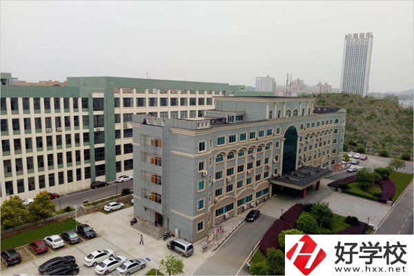婁底技師學院怎么樣？設(shè)施設(shè)備如何？